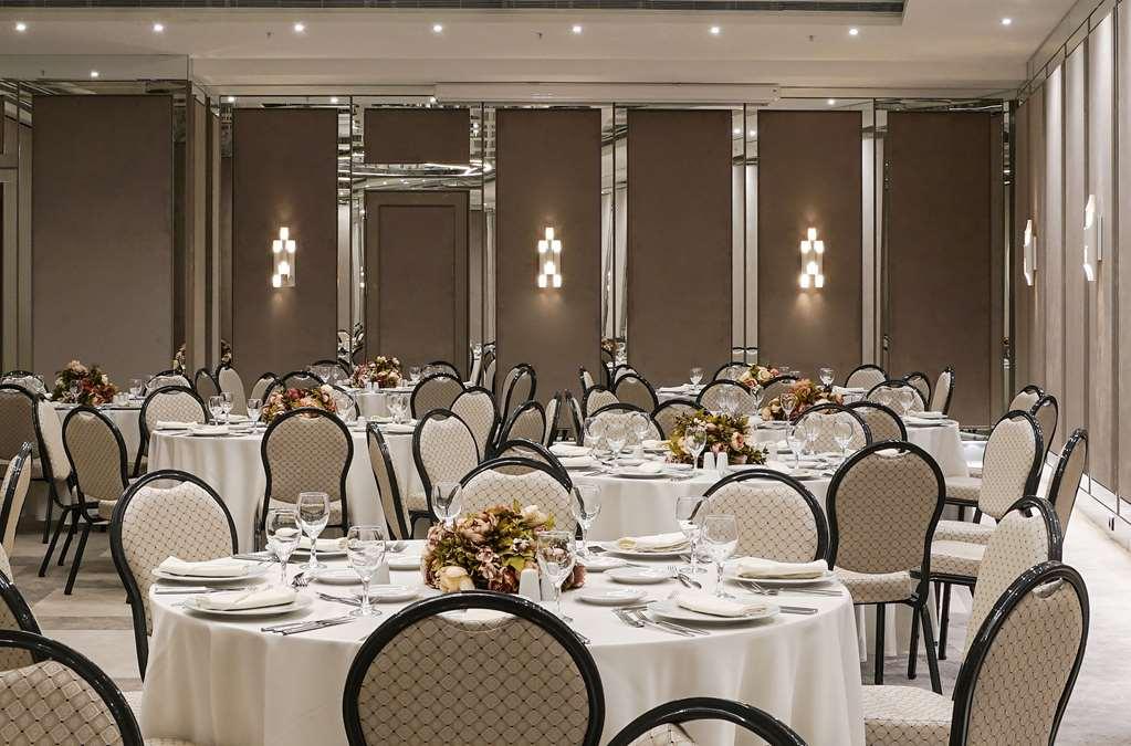 Divan 4*