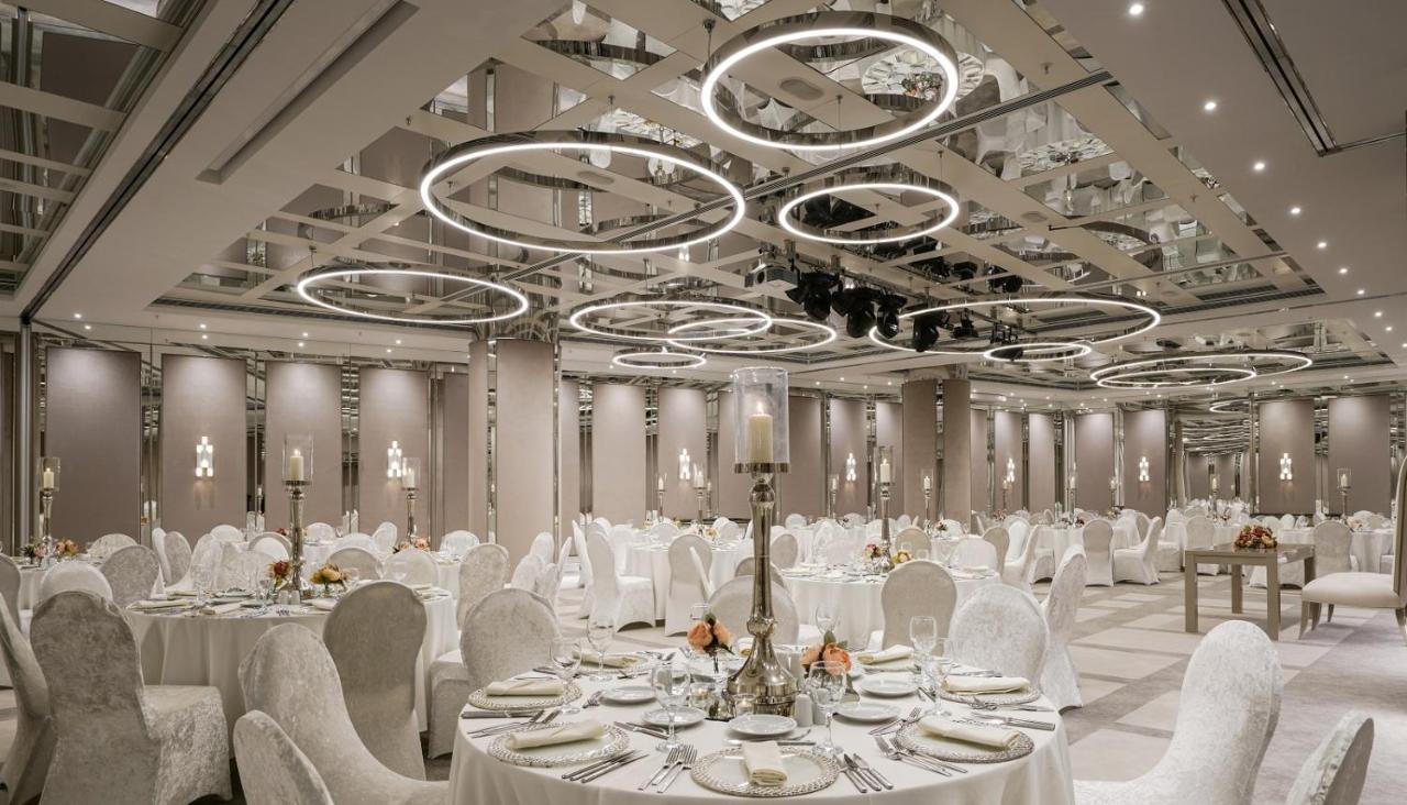 Divan 4*